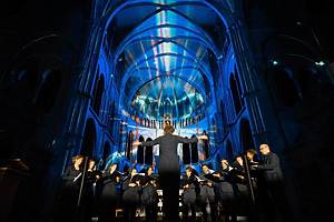 À 2h de Bordeaux, le spectacle immersif LUMINISCENCE met en lumière la cathédrale Sainte-Marie