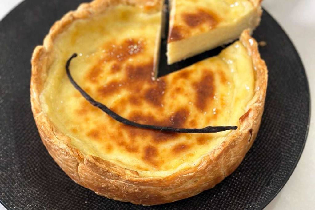 Vanilla Lina Pastry Shop in Bordeaux