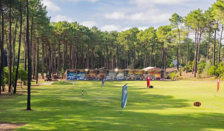 À moins d’une heure de Bordeaux, ce nouveau concept mélange golf, jeux et convivialité dans une ambiance électrique