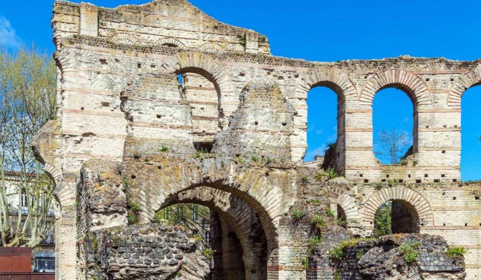 « Le Colisée secret de Bordeaux » : ce mystérieux amphithéâtre romain du IIe siècle est le plus ancien vestige de la ville et se visite gratuitement