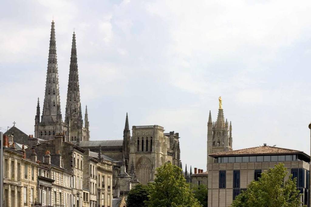 Cathédrale Saint-André et Tour Pey-Berland à Bordeaux