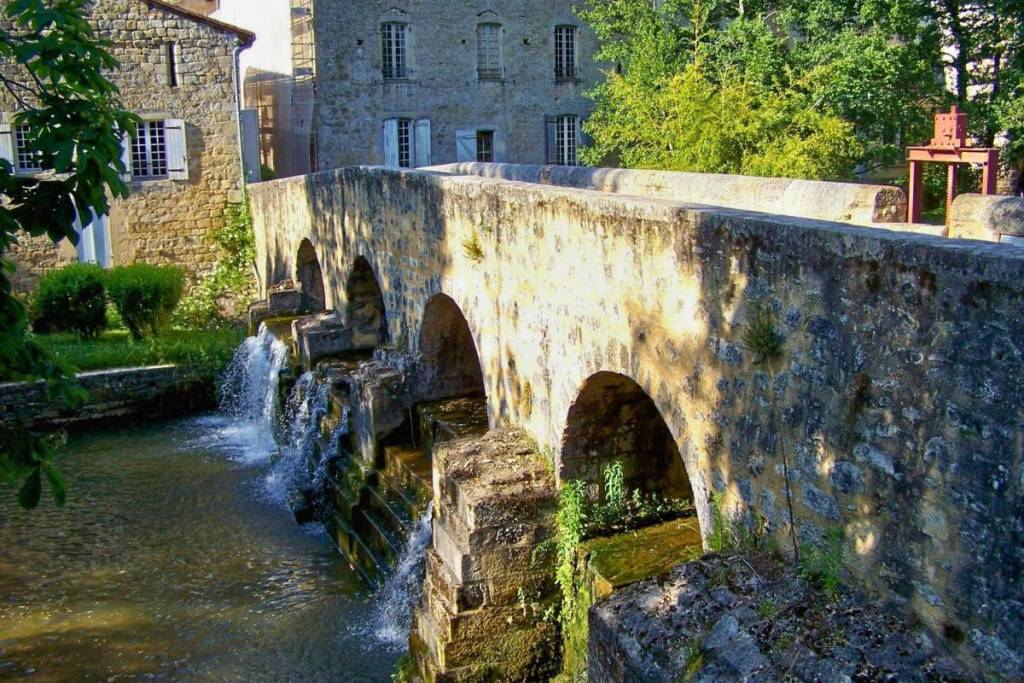 Pont du village Pondaurat