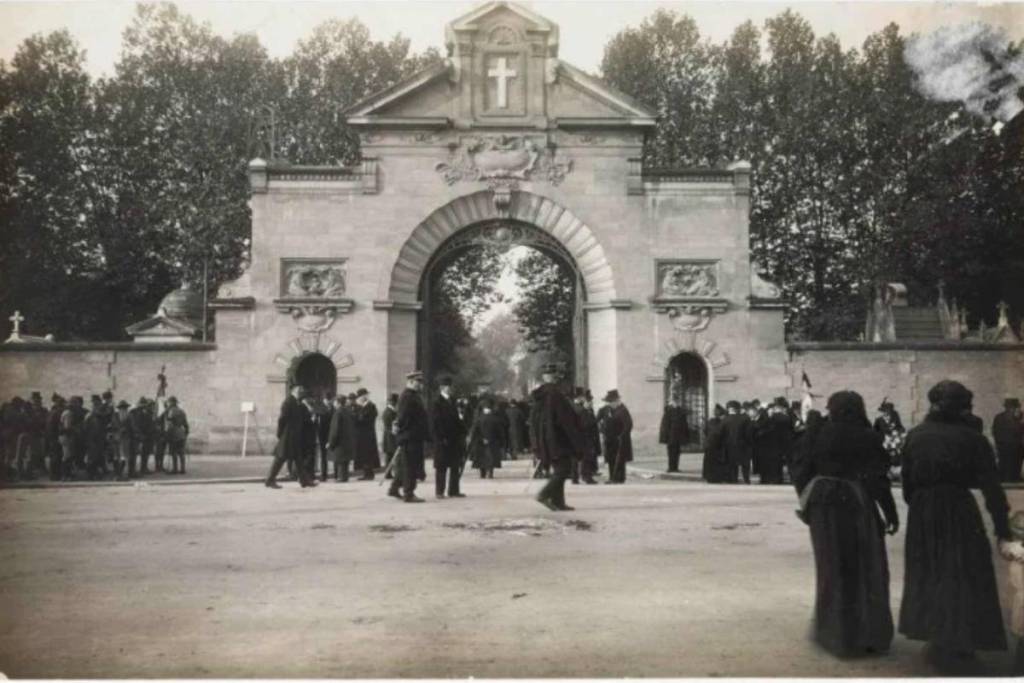 Porte principale Cimetière de la Chartreuse de Bordeaux