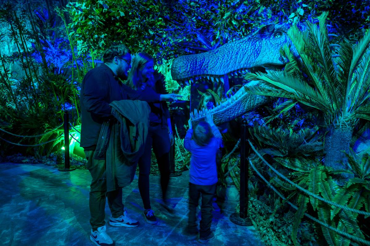 Meet LargerThanLife Dinosaurs At Faneuil Hall's Dino Safari