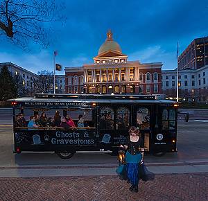 Ghosts & Gravestones Tour Halloween event