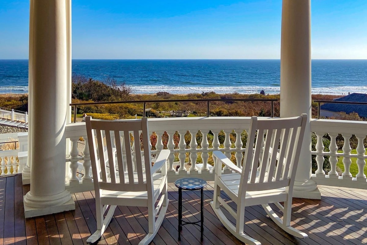 3 New England Hotels Just Ranked As Home To 'America's Best Hotel Porches'