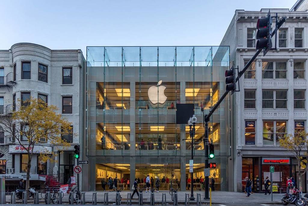 facade of apple store boylston street boston
