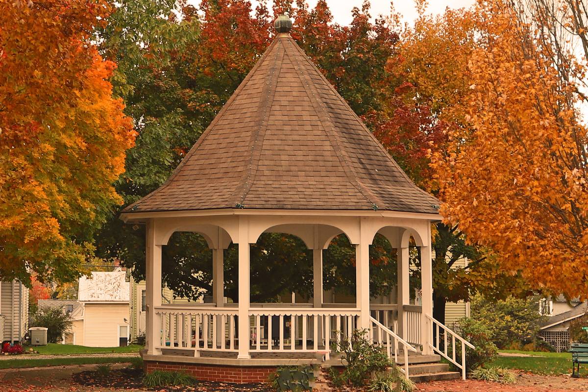 These 5 New England Towns Feel Exactly Like Stars Hollow