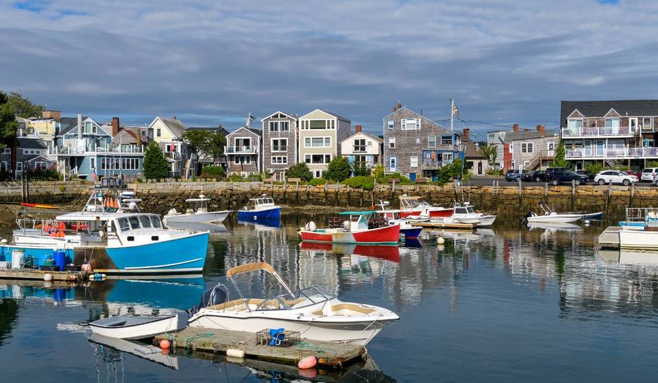 This 90-Mile Scenic Byway Passes Through 14 Coastal Massachusetts Towns