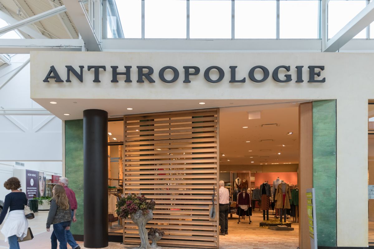 Anthropologie Harvard Square Closing For Good There s A Sale anthropologie-harvard-square-closing-for-good-there-s-a-sale