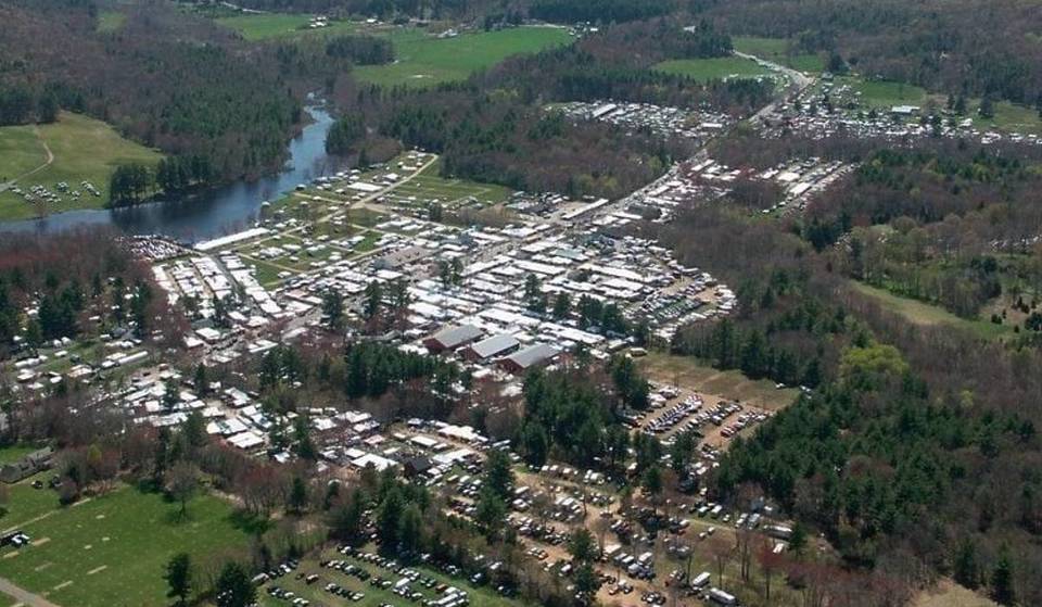 The Nation&#8217;s Largest &#038; Oldest Outdoor Antique Market Returns Today 1 Hour From Boston With Over 3000+ Dealers