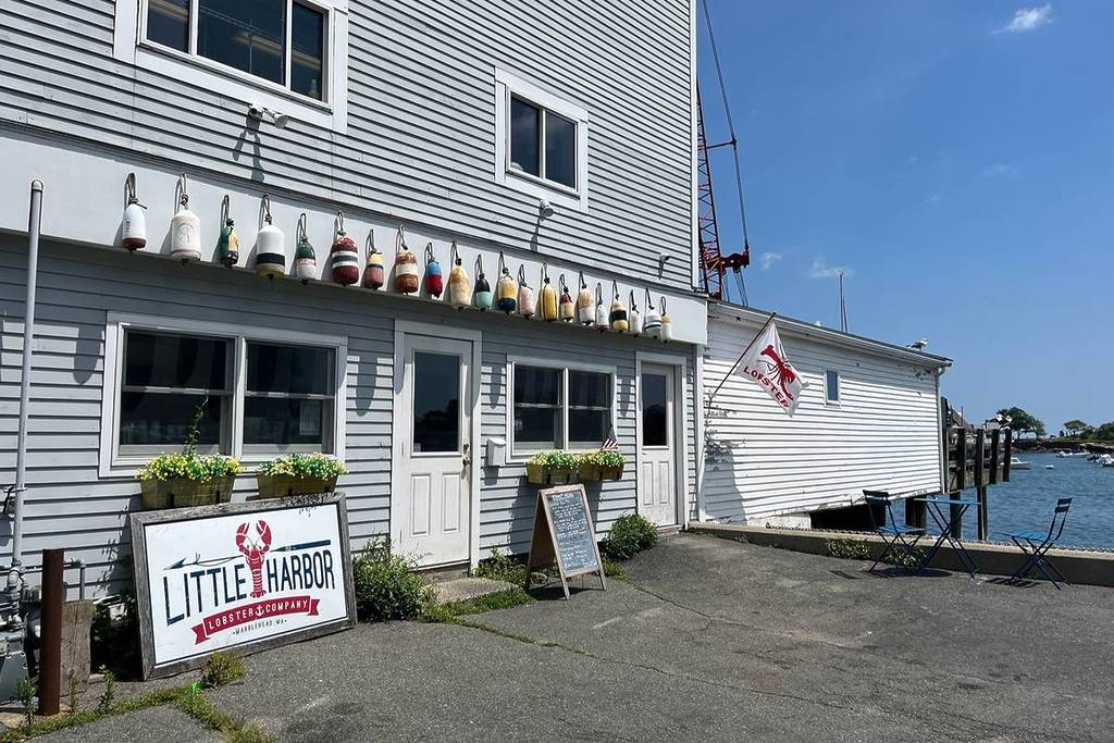 exterior of lobster and seafood market on the water