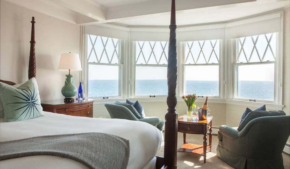 Luxe Hotels Start From $99 In This Charming Maine Village 90 Minutes From Boston—And It’s The Coziest Fall Getaway