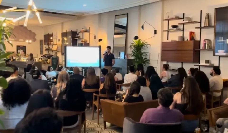 MIT And Harvard Professors Are Giving 40-Minute Lectures At Hidden Boston Restaurants And Reading Rooms Every Month