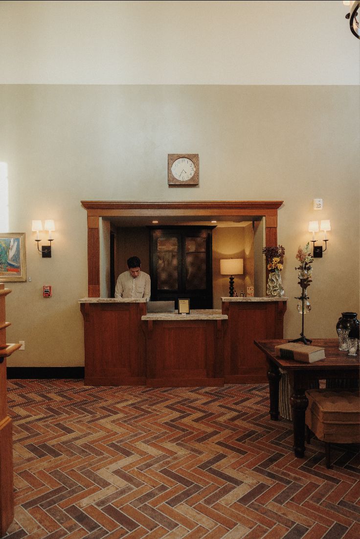 front desk hotel