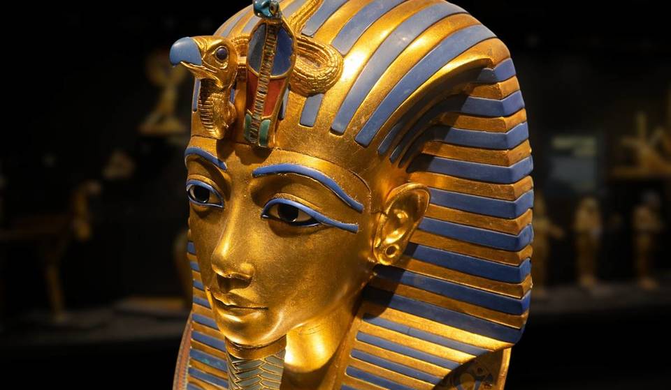 Step Back 100 Years Without Leaving Boston: This New Exhibit Lets You Walk Through King Tut’s Tomb