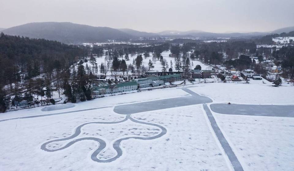 The Longest Wild Ice Skating Trail On The Continent Is Just 2 Hours From Boston — With Winding Forests, Snowy Mountain Views, And Bald Eagles