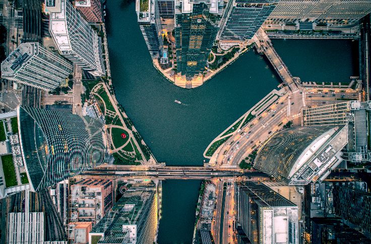Drone photograph of Chicago River at Wolf Point