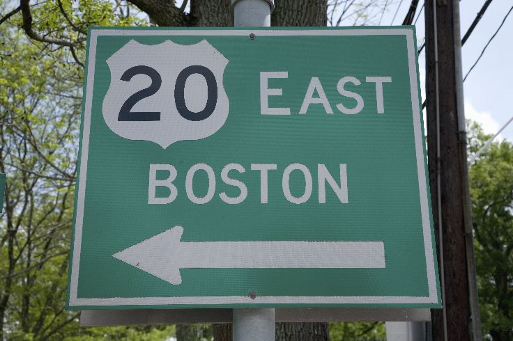 us route 20 east sign