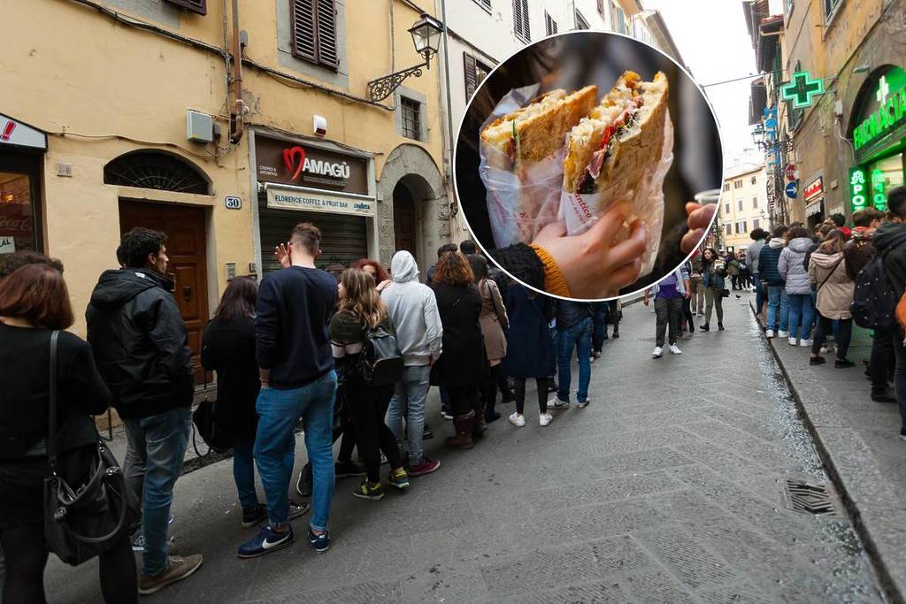All’antico Vinaio sandwich and line