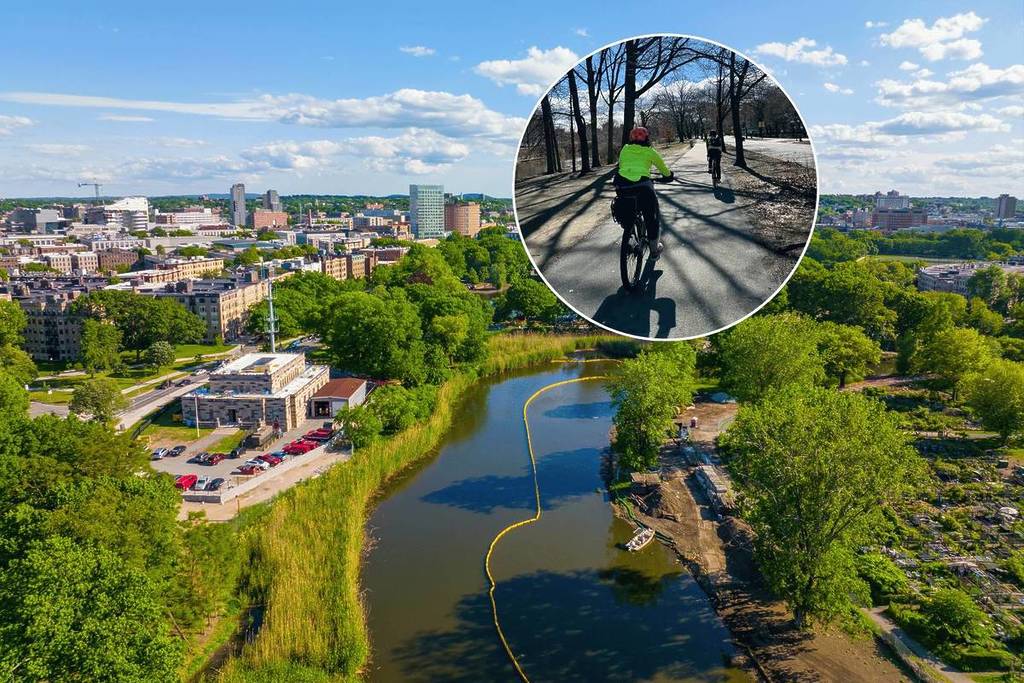 This Spring, Pedal Boston’s 1,100-Acre ‘Emerald Oasis’—With Free Bike Rentals, Noshes, And Scenic Blooms