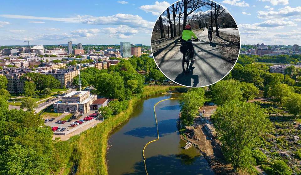 This Spring, Pedal Boston’s 1,100-Acre ‘Emerald Oasis’—With Free Bike Rentals, Noshes, And Scenic Blooms