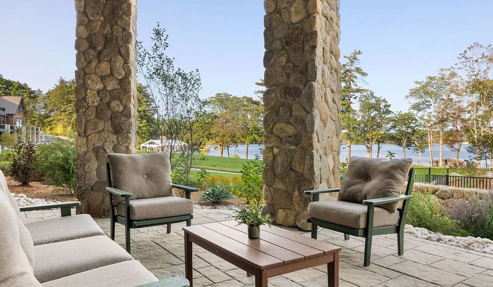 This 5,300-Square-Foot World-Class Spa 90 Minutes From Boston Just Ranked As ‘The Best New Spa In America’