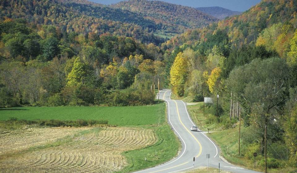 This 216-Mile Leafy Route in New England is hailed as a top 10 ‘Great American Drive’ — connecting Massachusetts, Vermont, and Canada