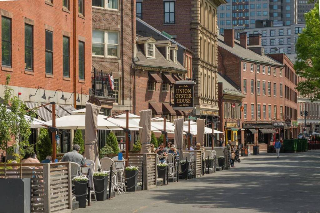 al fresco dining in boston summer