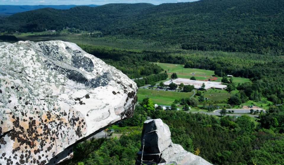 The ‘most beautiful lakeside town in Massachusetts’: a 2 hour getaway from Boston with history, art, and adventure