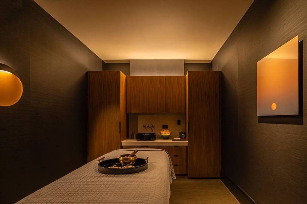 Boston’s best facial is hidden inside this chain hotel—with German skincare and a rooftop pool