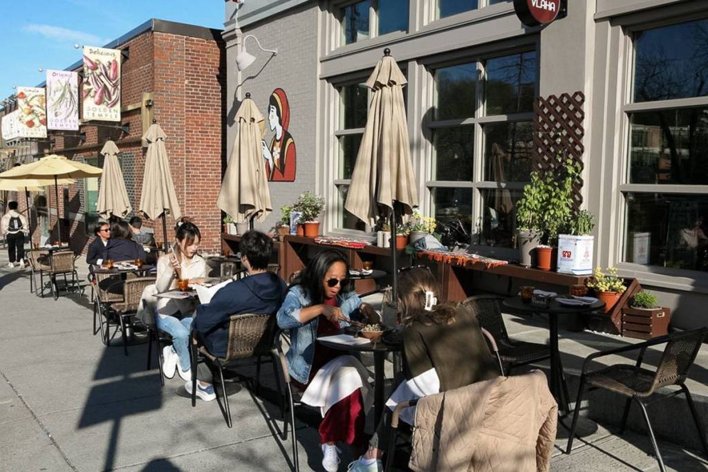 bar vlaha outdoor dining