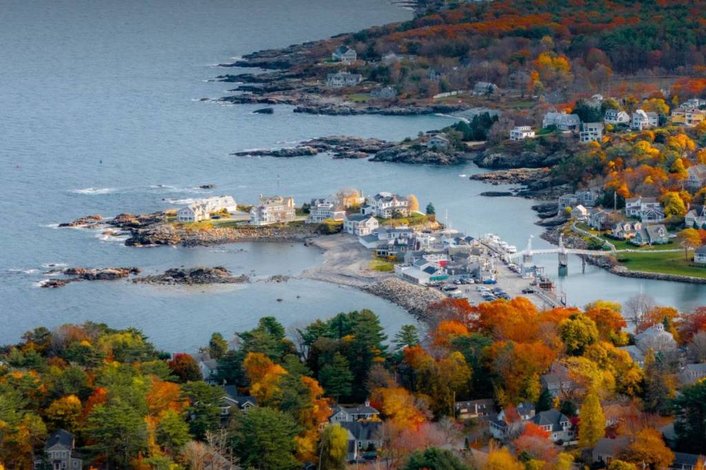 perkins cove fall