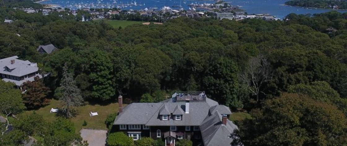 This 118-year-old Michelin Key adults-only inn is a European oasis hidden in Massachusetts— complete with roaring fireplaces, teatime, soaking tubs, and morning wellness shots