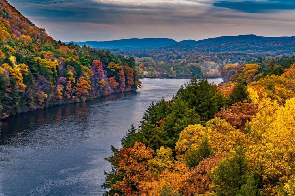 massachusetts autumn