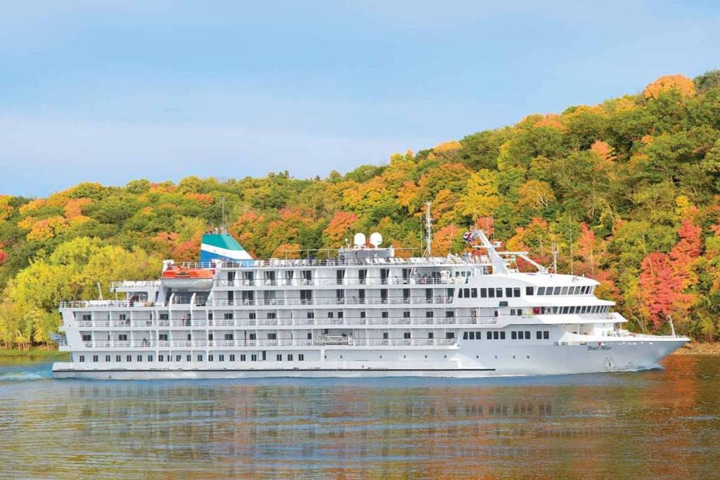 fall foliage cruise canada