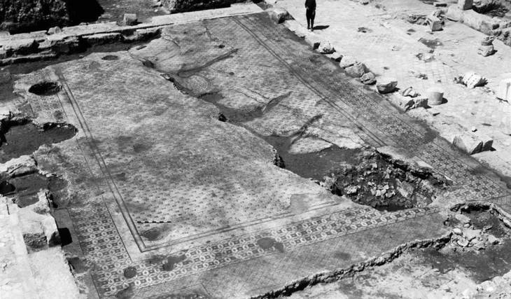 In 1932, a Princeton-led excavation scattered Antioch’s mosaics, sculpture, and everyday objects among museums in multiple countries; 94 years later, the Davis Museum at Wellesley College brings many of them back together in ‘Excavating Antioch: The Archaeology of an Ancient City’