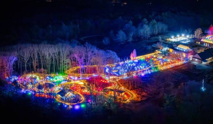 America’s #1 ‘most magical botanical garden holiday lights’ are under one hour from Boston