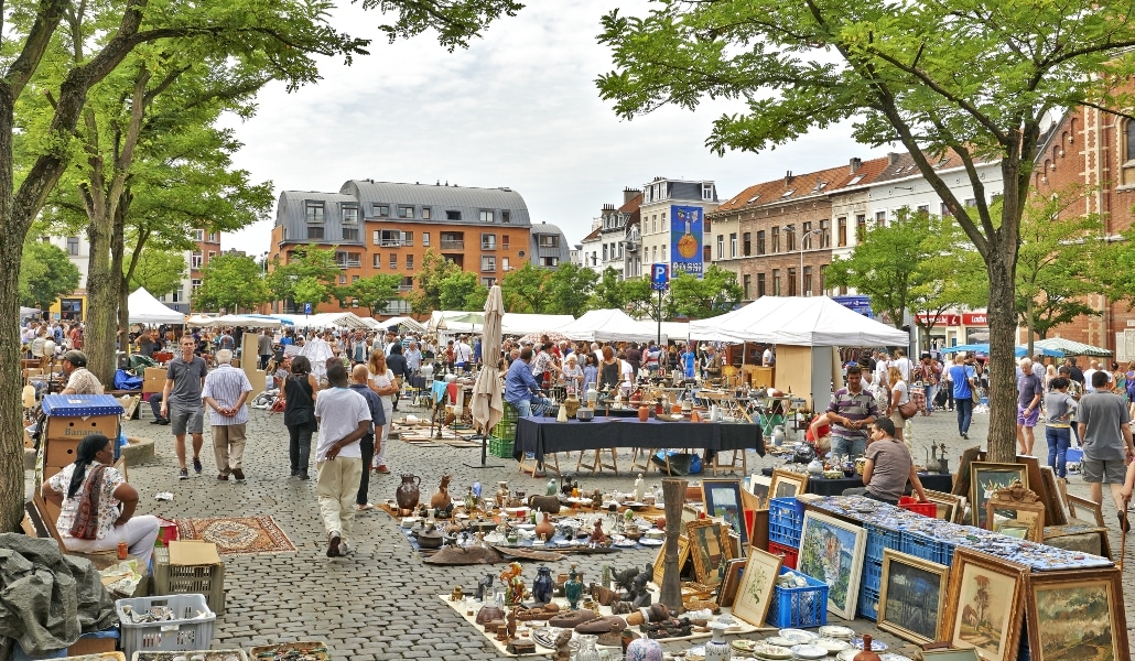 Les marchés Sablon et Jeu de Balle ferment pour un mois !  Bruxelles