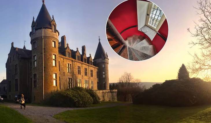 À 2h de Bruxelles, découvrez un château néo-médiéval ardennais pas comme les autres – il abrite même une chambre insolite perchée au sommet de son donjon… où vous pourrez dormir !