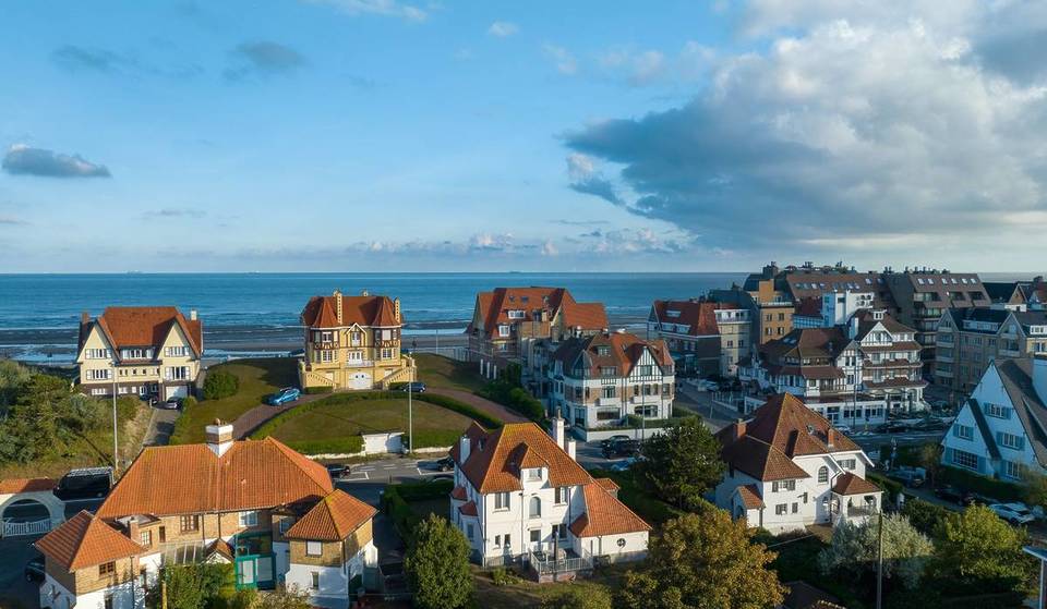 À 1h30 de Bruxelles, ce quartier historique de style anglo-normand abrite les plus belles villas Belle Époque de Belgique