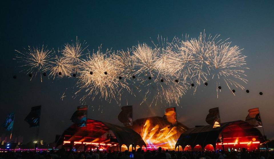 L’un des plus grands festivals de Belgique est de retour cet été ! Entre artistes multi-récompensés et star de Stranger Things, tout savoir sur l’événement musical de l’année