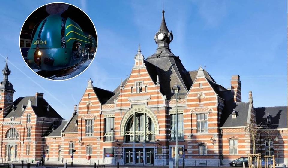 À Schaerbeek, une magnifique gare de style Art Nouveau abrite le musée du train belge – on peut y admirer la plus vieille locomotive à vapeur d&rsquo;Europe, l’ancêtre du TGV, des voitures royales et des wagons historiques