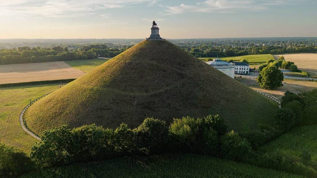 Lion’s Mound