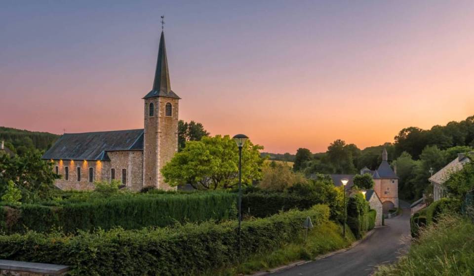 Just an hour from Brussels, this village with its slate-roofed houses is one of the most beautiful in Wallonia—it features open-air artworks, a 17th-century castle, and prehistoric caves!