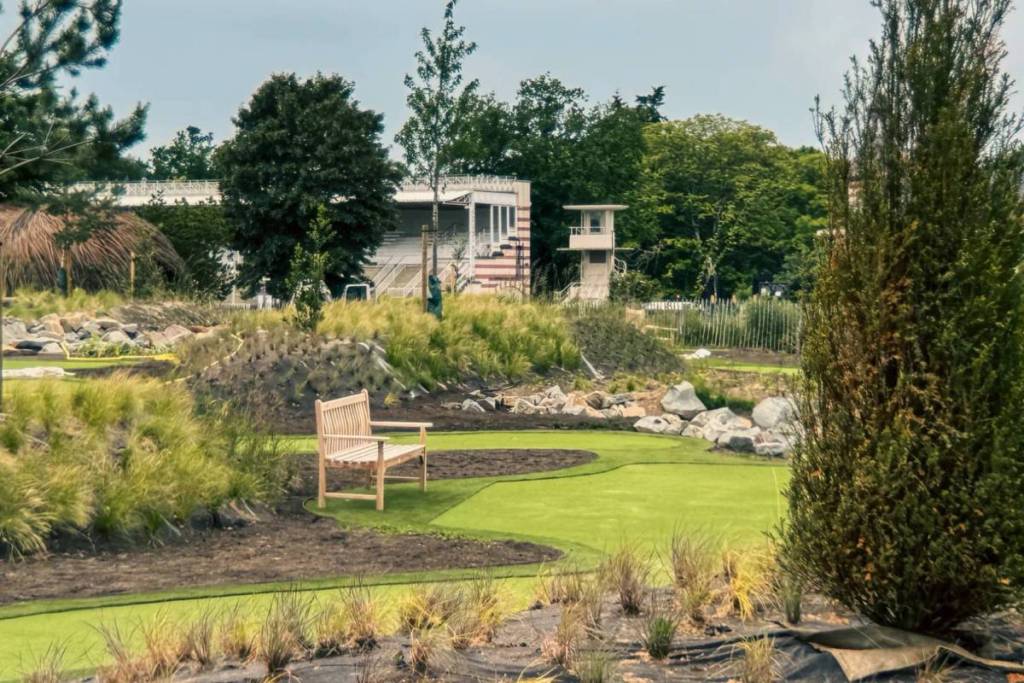 In Brussels, a new giant mini-golf course is opening at the edge of the Sonian Forest: a perfect summer outing in nature for the whole family