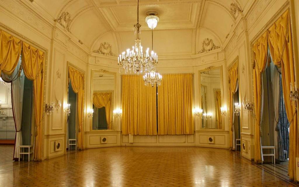 Photo de la salle de bal du concert Noble à Bruxelles
