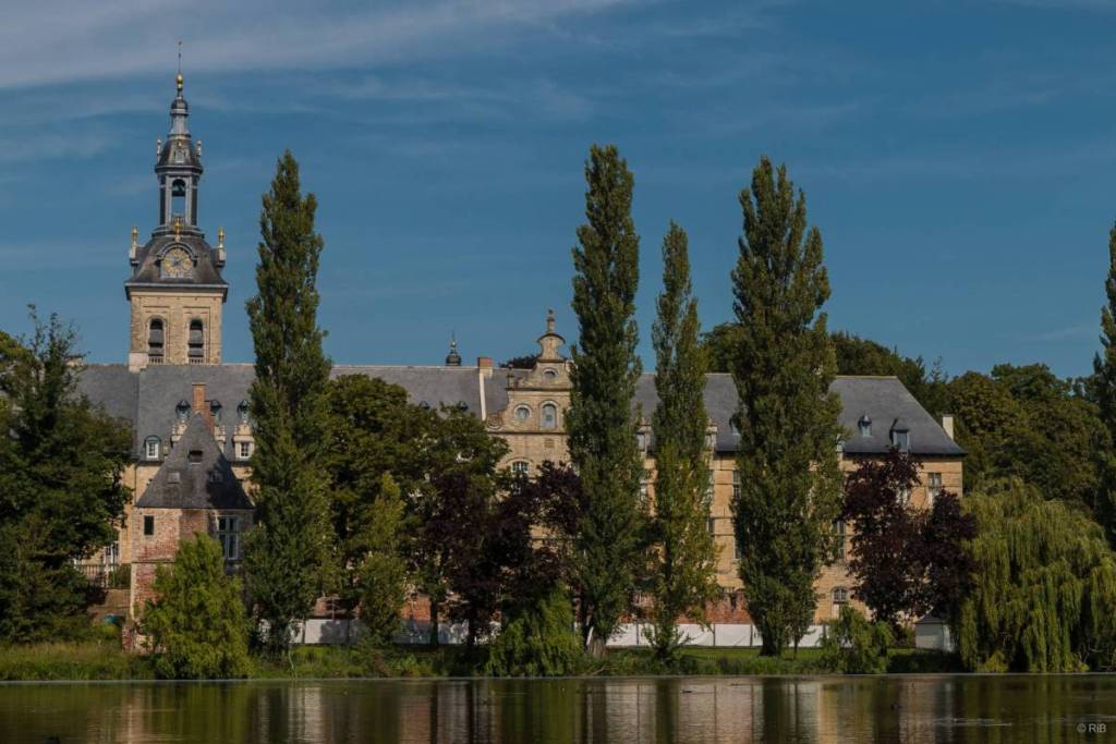 Few Brussels residents are familiar with this superbly restored abbey, located just 30 minutes from the capital