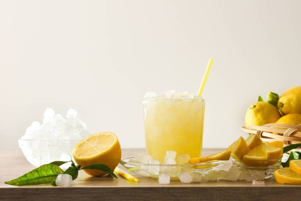 Le vrai granité au citron sicilien n&rsquo;est ni une glace ni un sorbet : voici comment le préparer à la maison