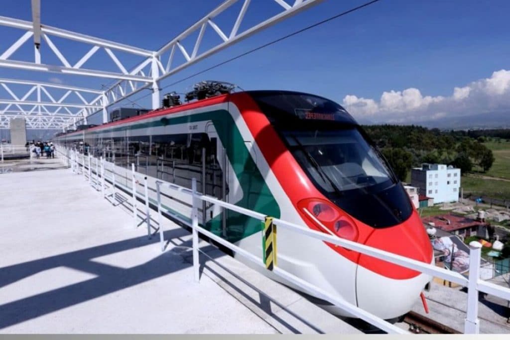 Avanza la construcción del Tren Interurbano México-Toluca